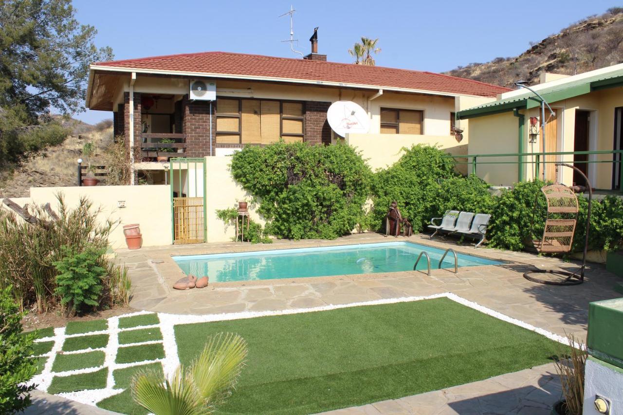 Onganga Hotel Pension Windhoek Exterior photo